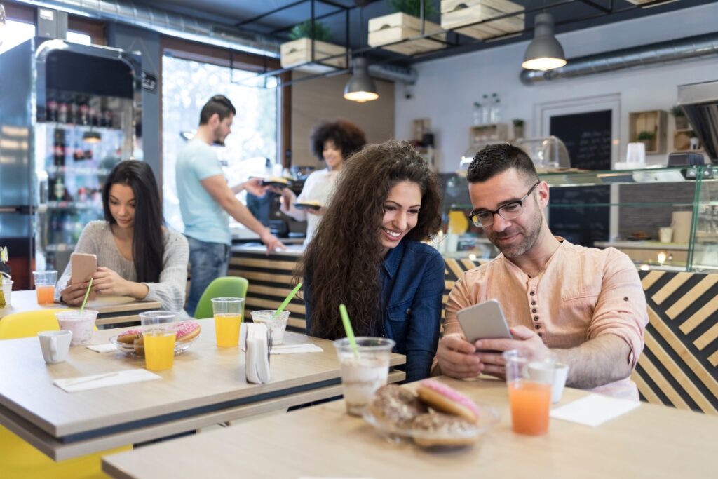 Como o Vale Alimentação para Empresa Contribui para a Motivação dos Funcionários